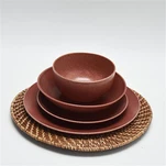 Set di stoviglie con smalto reattivo rosso caldo